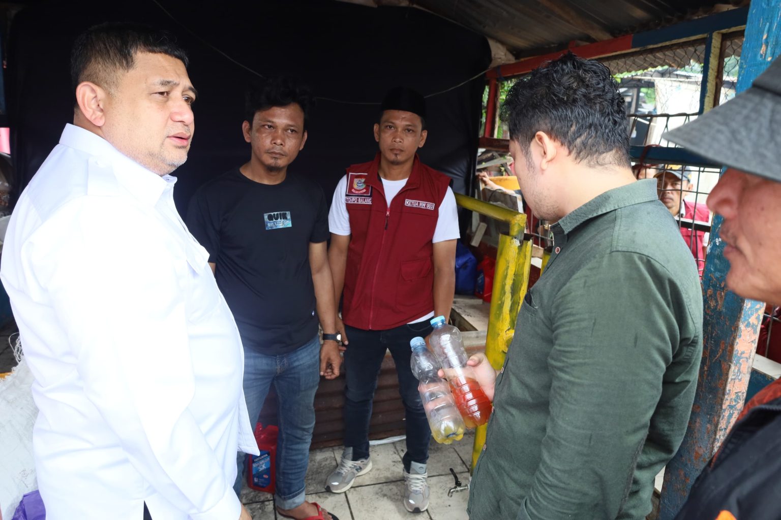 Dari Lorong Kota Makassar, Anak Muda Sulap Sampah Plastik Jadi BBM
