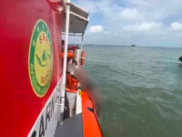 Evakuasi mayat di perairan Balikpapan (dok: Basarnas)